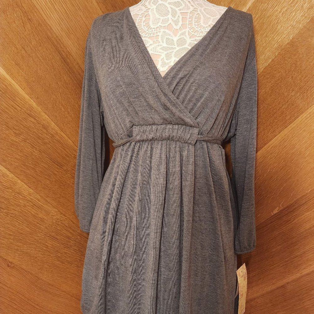 Oh Baby by Motherhood Gray Maternity Top NWT - XL